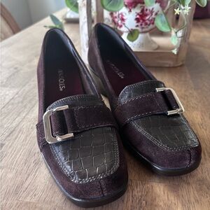 Aerosoles wedge buckle leather loafers